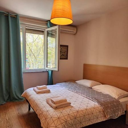 Vintage Flavor Apartment/Home Tiranë Eksteriør bilde